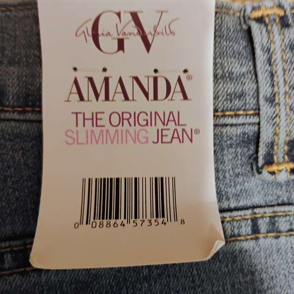 Two jean bundle - Picture 2 of 5